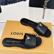 Louis Vuitton Slippers